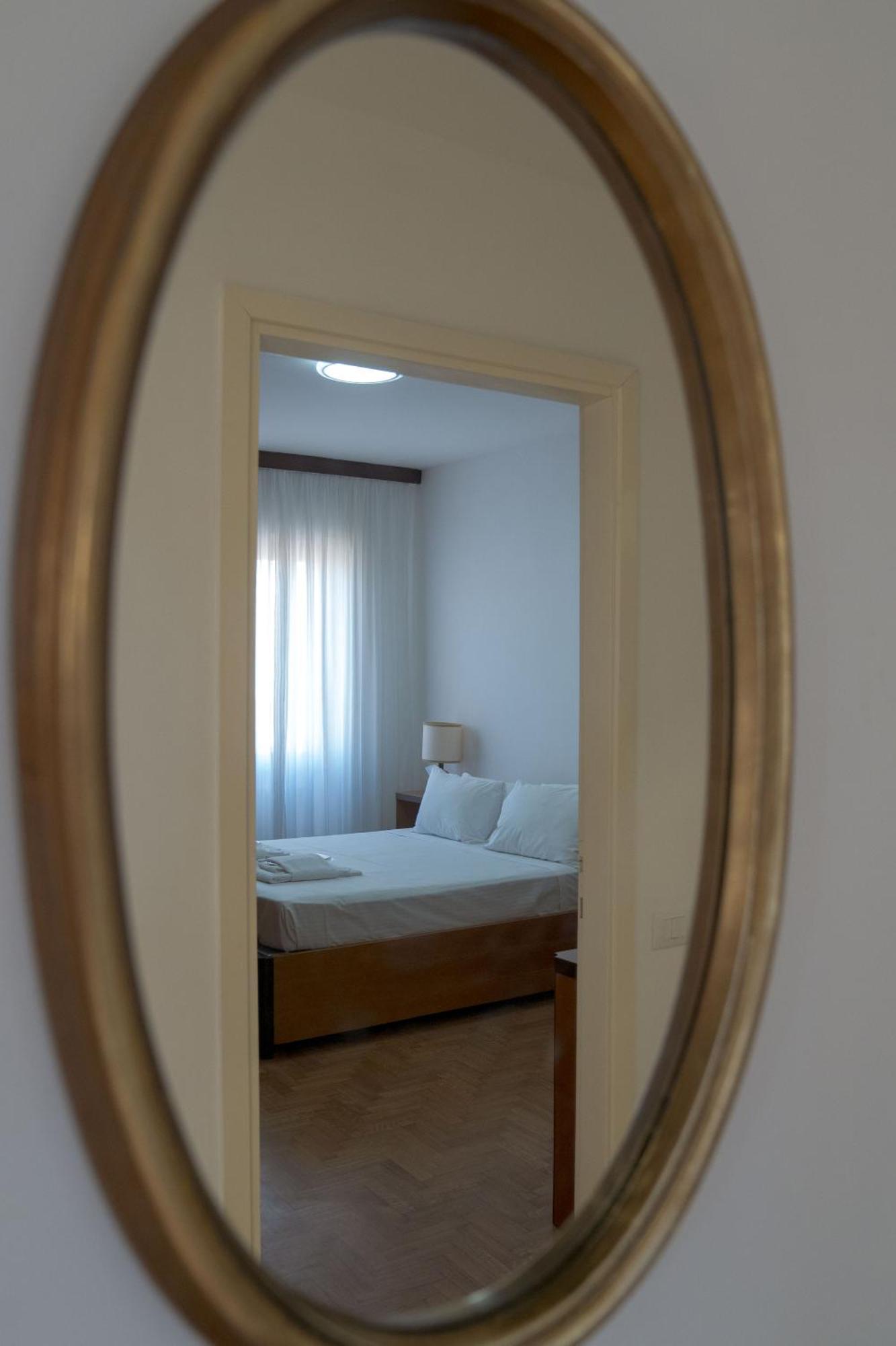 L'Arche Comfort&Relax - Old Style House Milan Exterior photo